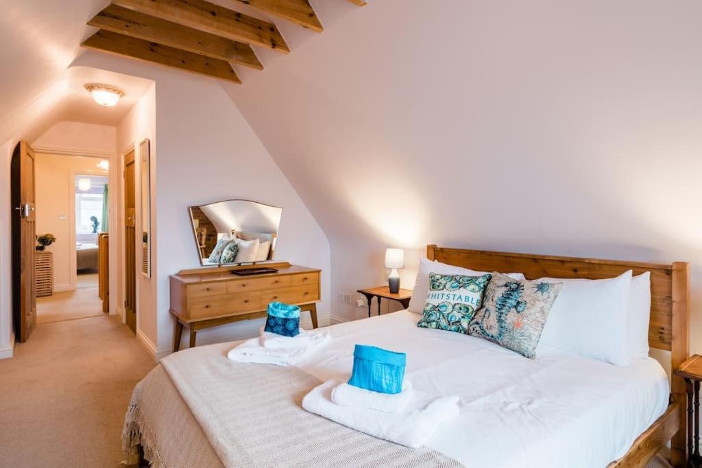 Spacious Home, Minutes Fom The Beach, Free Parking, Large Garden Area, Pets Welcome! Whitstable Buitenkant foto