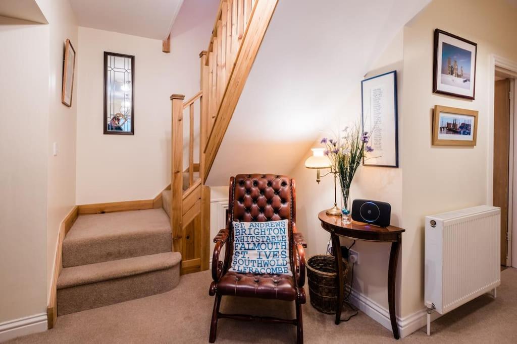 Spacious Home, Minutes Fom The Beach, Free Parking, Large Garden Area, Pets Welcome! Whitstable Buitenkant foto